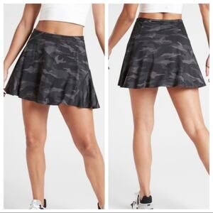 Athleta High Rise Match Point Athletic Tennis Skirt Skort Black Camo Size XS